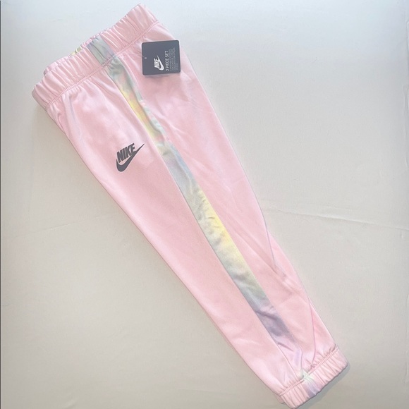 NWT- Kids Nike Tracksuit - Picture 5 of 5